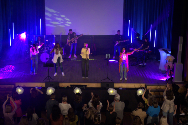 MADE Worship